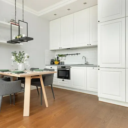 Cozy Gieysztora Wilanow By Renters 아파트 *