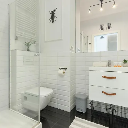 Cozy Gieysztora Wilanow By Renters 公寓