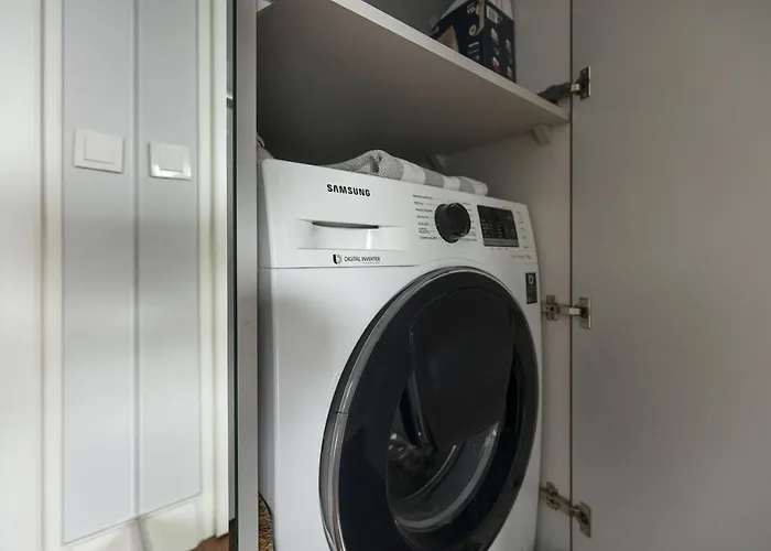 Cozy Gieysztora Wilanów By Renters Varsóvia